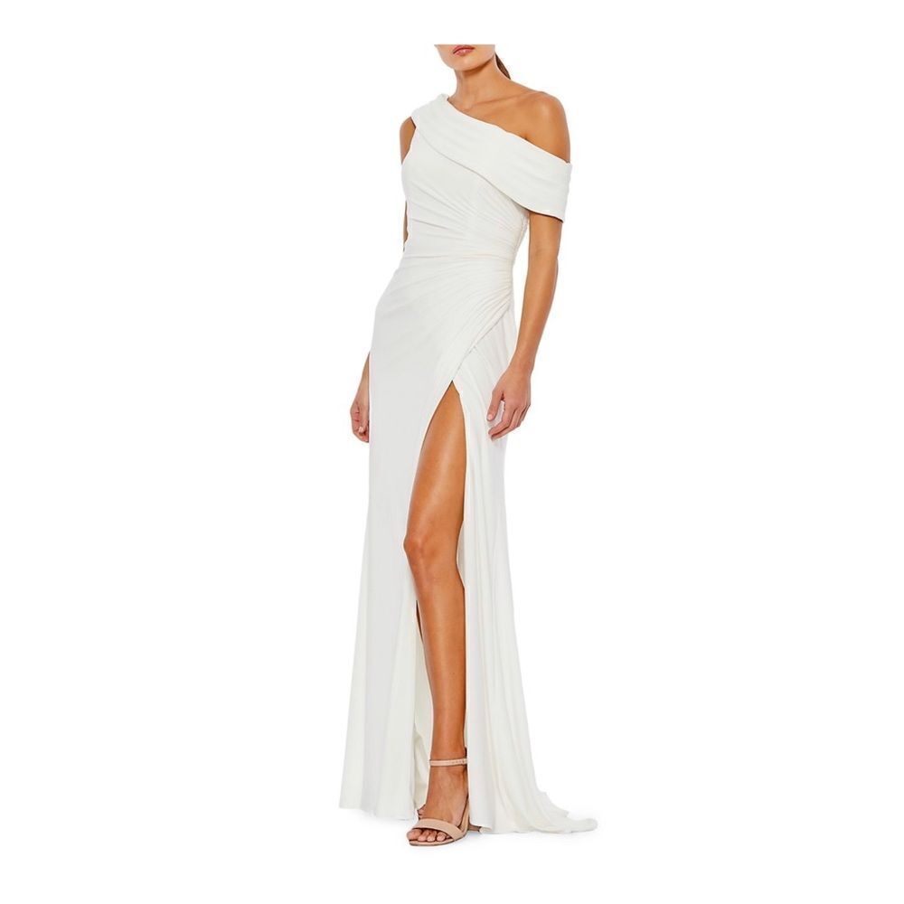Mac Duggal Ieena Jersey Asymmetric Gown size 6